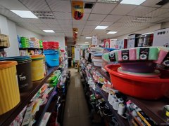 C11667米东区蓝廷花苑110平超市转让