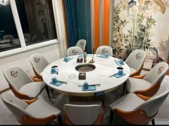 C11683位于沙湾市书香荣城附近火锅店转让