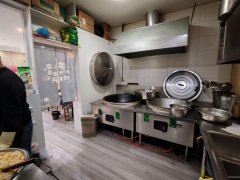 C11676五一新区城上城260平旺铺转让