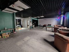 C11676五一新区城上城260平旺铺转让