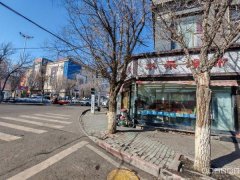 C11699八钢昊合对面50平水果店转让