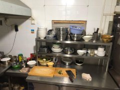 C11713店面转让 位于乌伊东路都市名居小区旁伊犁巷