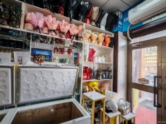 C11718河南人家大饭店楼下20平花店转让