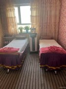 C11724位于昌吉市长宁南路麦趣尔附近经营中美容店转让