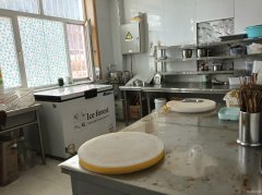 C11734位于昌吉市阜康瑶池明珠北门临街店面转让