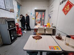 C11726昆仑路北二巷40平外卖店转让