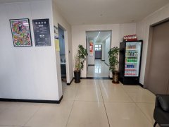 C11727长春路璀璨星辰149平棋牌室转让