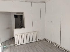 C11735位于昌吉市延安北路东方广场临街有商铺出租