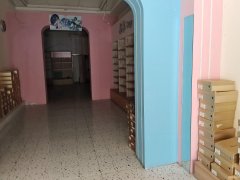 C11735位于昌吉市延安北路东方广场临街有商铺出租