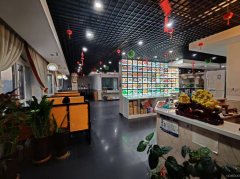 C11740位于乌市万泰阳光城一期餐厅+棋牌室转让