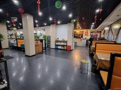 C11740位于乌市万泰阳光城一期餐厅+棋牌室转让