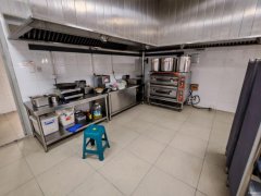 C11748米东区轻工学院北校区30平档口餐厅转让