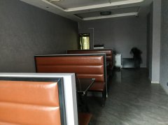 C11756商铺出租 1.位于昌吉市建设路临街商铺