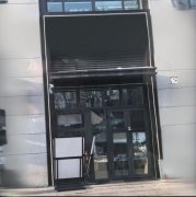 C11766位于乌市天山区青年路附近经营中品牌餐饮店转让