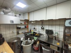 C11767天山区20平餐饮低价转让