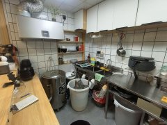 C11767天山区20平餐饮低价转让