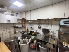 C11767天山区20平餐饮低价转让