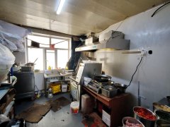 C11769长江路小二楼外卖店低价转让