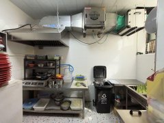 C11776东方御景小区沿街商铺转让