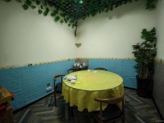 C11780昌吉和谐牡丹园70平餐厅转让