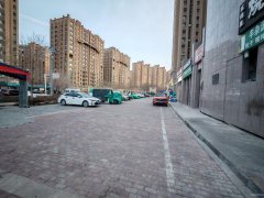 C11780昌吉和谐牡丹园70平餐厅转让