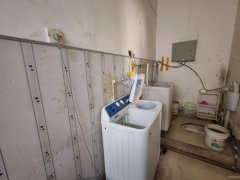 C11784宜品家春秋55平干洗店转让