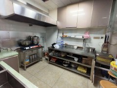 C11786米东区香缇美地经营中烤包子店转让