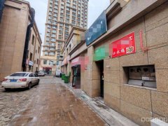 C11795中央郡美食街63平外卖店转让