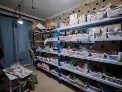 C11800银川路新青年公寓36平成人用品店转让