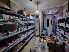 C11800银川路新青年公寓36平成人用品店转让