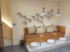 C11802万科都会传奇110平美容院转让