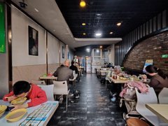 C11808北园春泽普街74平餐厅转让