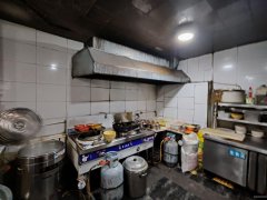 C11808北园春泽普街74平餐厅转让