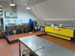 C11815西山格林威治城豪装748平餐厅转让