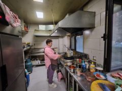 C11832荷兰小镇2期南门53平餐厅转让