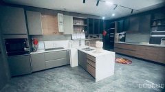 C11838位于昌吉统一美居装饰公司转让