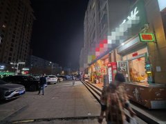 C11845御园公馆100平水果店转让