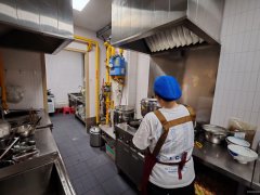 （成功案例）C11851米东区名门华府132平餐厅转让