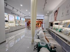 C11853百鸟湖奥特莱斯87平美容院转让