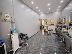 C11861富康街南二巷50平美发店转让