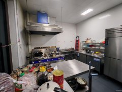 C11860伊水湾三期94平餐厅转让