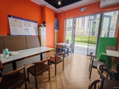 C11869科学一街翰乐轩商业街35平小吃店转让