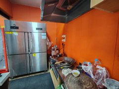 C11869科学一街翰乐轩商业街35平小吃店转让
