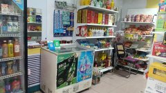 C11581位于昌吉市二中对面营业中商店转让