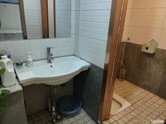 C11895位于五家渠102团八一路附近快餐店转让