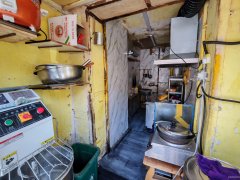 C11900友好滨河路30平外卖店转让