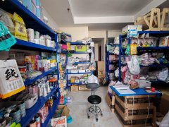 C11906鑫丰达大厦30平宠物用品店转让