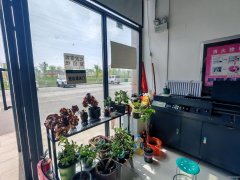 C11907米东区神华怡园60平图文店转让