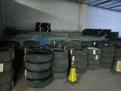 C11918位于昌吉市屯河路经营中汽修洗车店转让