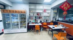 C11930位于乌市红山路餐厅转让